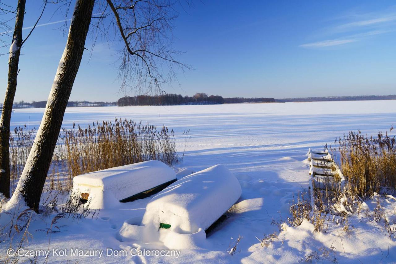 Вилла Czarny Kot Mazury Dom Caloroczny Malkinie Экстерьер фото