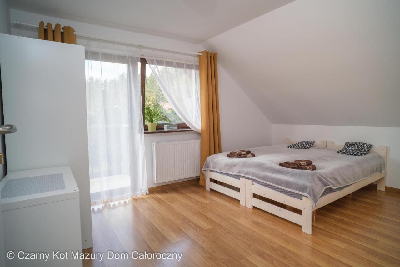 Вилла Czarny Kot Mazury Dom Caloroczny Malkinie Экстерьер фото