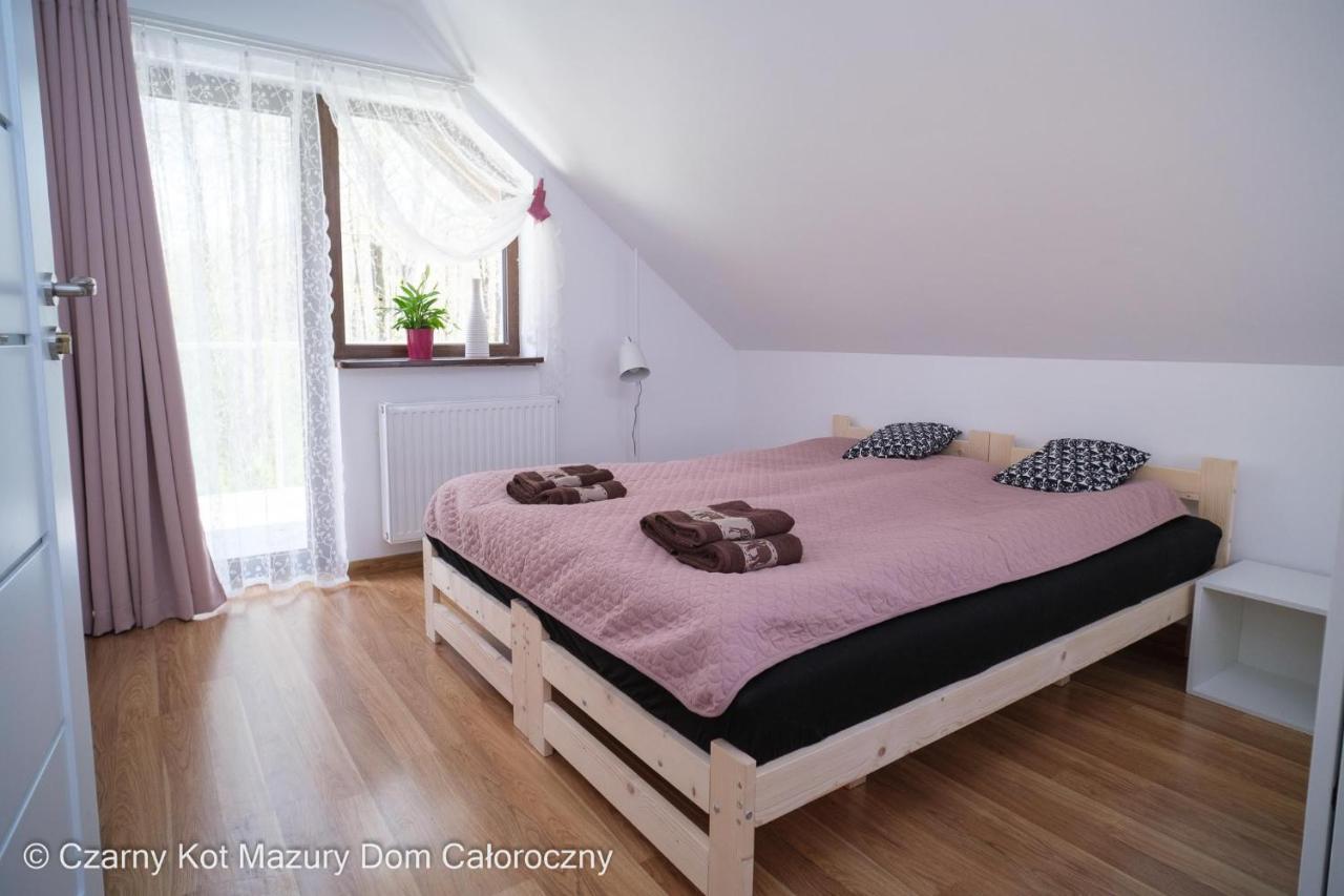 Вилла Czarny Kot Mazury Dom Caloroczny Malkinie Экстерьер фото