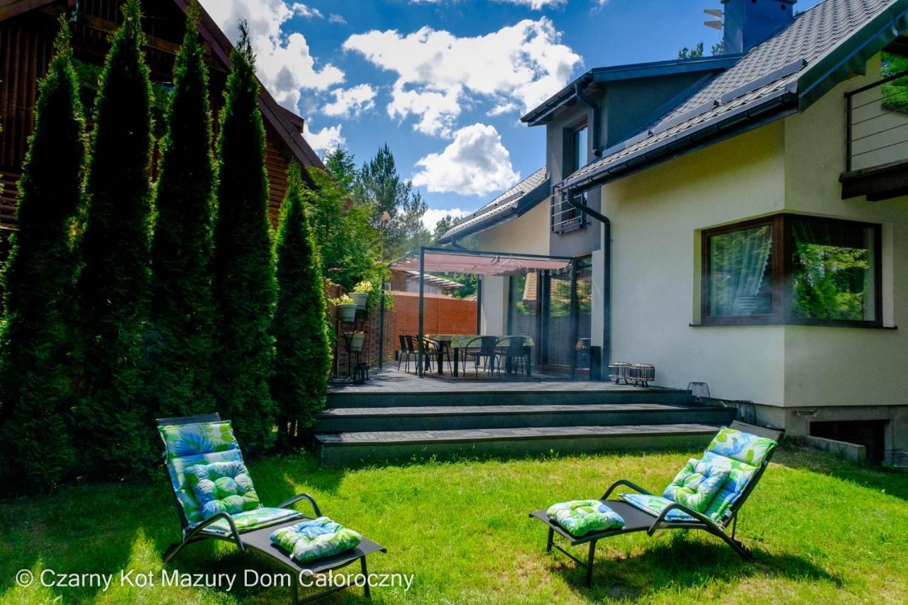 Вилла Czarny Kot Mazury Dom Caloroczny Malkinie Экстерьер фото