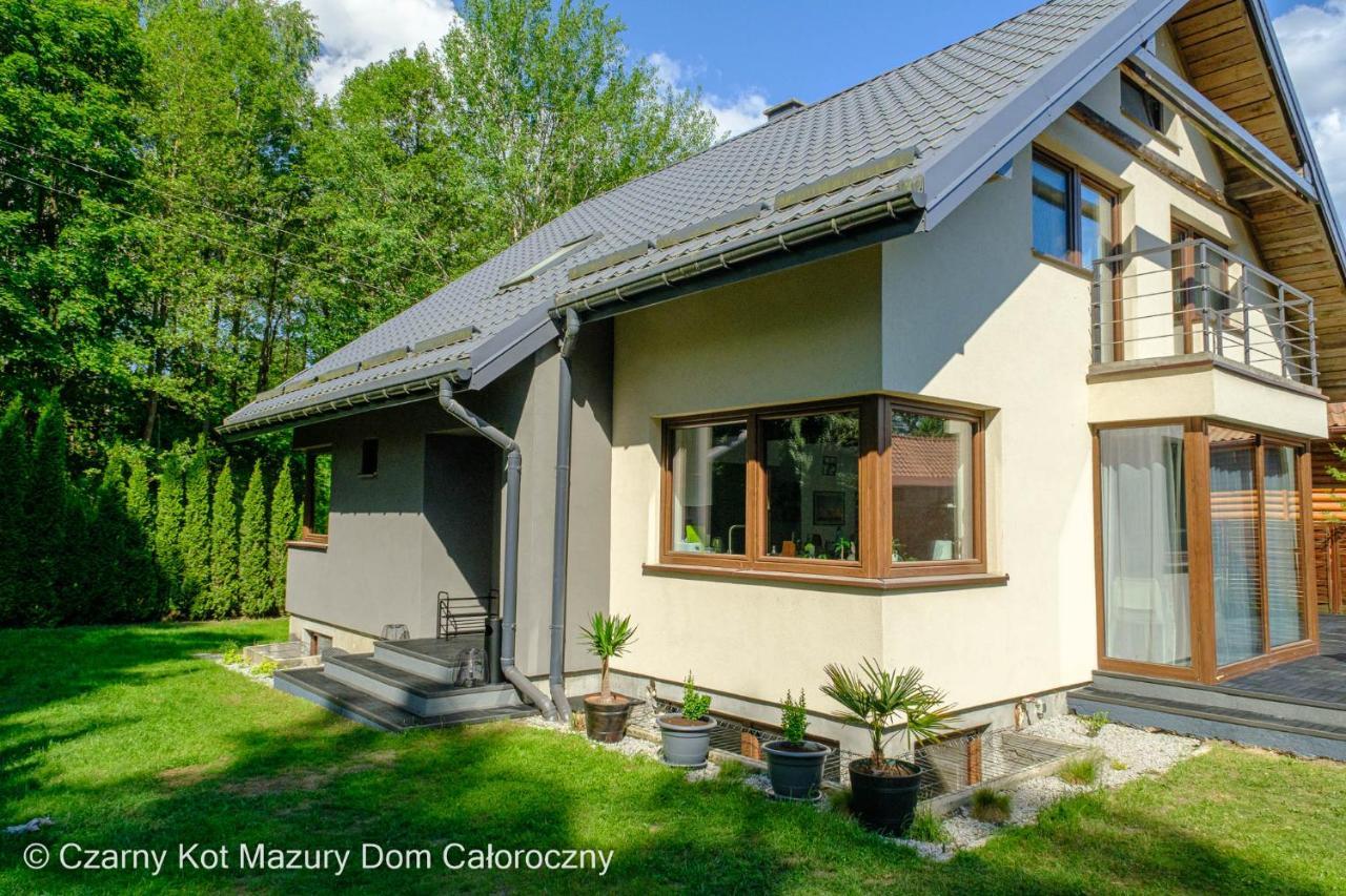 Вилла Czarny Kot Mazury Dom Caloroczny Malkinie Экстерьер фото